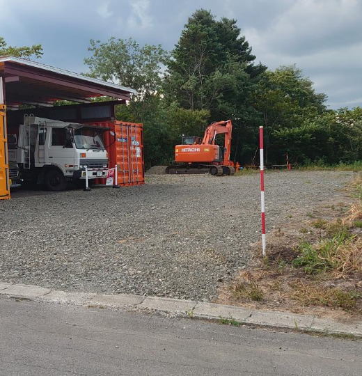 機械車輌保管所事務所外観
